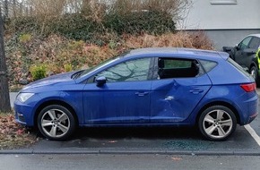 Polizeipr&auml;sidium Nordhessen: POL-KS: 5.000 Euro Schaden an geparktem Seat Leon: Zeugen nach Unfallflucht gesucht