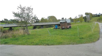 Polizeipräsidium Ludwigsburg: POL-LB: Leonberg-Eltingen: Schaf auf Weide geschächtet