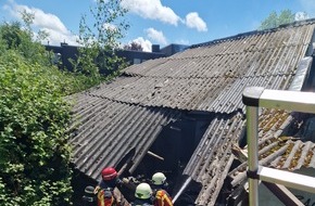 Feuerwehr Düren: FW Düren: Brand in alter Gärtnerei