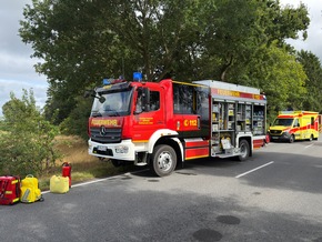 FW-AUR: Mehrere Verletzte nach Aufprall auf Landesstra&szlig;e 34