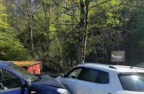 Kreispolizeibehörde Oberbergischer Kreis: POL-GM: Ein Verletzter bei Unfall im Einmündungsbereich