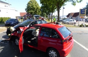 Polizei Minden-Lübbecke: POL-MI: Drei Verletzte nach Kollision auf der Kutenhauser Straße