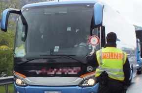 Bundespolizeidirektion München: Bundespolizeidirektion München: Bundespolizei nimmt Busfahrer wegen Schleusungsverdachts fest / Keine Prüfung beim Einstieg - erhebliche Unannehmlichkeiten für Businsassen