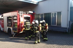 Feuerwehr Plettenberg: FW-PL: Brand einer Absauganlage in einem Industriebetrieb in Plettenberg- Oesterau