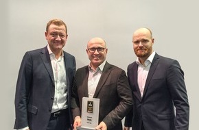Skoda Auto Deutschland GmbH: Connected Car Award für SKODA SmartGate (FOTO)