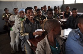 Stiftung Menschen für Menschen: Stiftung Menschen für Menschen: Professorin Netsanet Workneh Gidi und Läuferlegende Haile Gebrselassie verstärken den Stiftungsrat