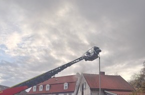 Feuerwehr Detmold: FW-DT: Zimmerbrand in der Siegfriedstraße