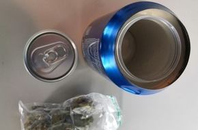 Bundespolizeidirektion Sankt Augustin: BPOL NRW: Bundespolizei findet Marihuana in einer Getränkedose