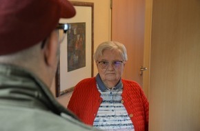Polizei Mettmann: POL-ME: Falsche Handwerker bestehlen Seniorin - 2602078