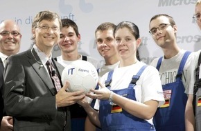 Microsoft Deutschland GmbH: Bill Gates gibt Startschuss zu "IT-Fitness"-Initiative in Deutschland