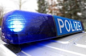 Bundespolizeiinspektion Kassel: BPOL-KS: Unbekannter schlägt auf Zugbegleiter ein