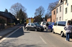 Polizei Aachen: POL-AC: Aachener Straße nach Unfall vorübergehend gesperrt