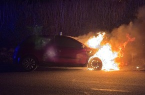 Freiwillige Feuerwehr der Stadt Bergen: FFW Bergen: PKW Brand