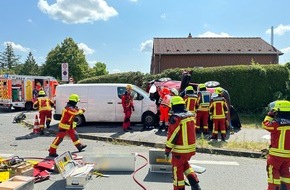 Kreisfeuerwehrverband Segeberg: FW-SE: Schwerer Verkehrsunfall in Kaltenkirchen