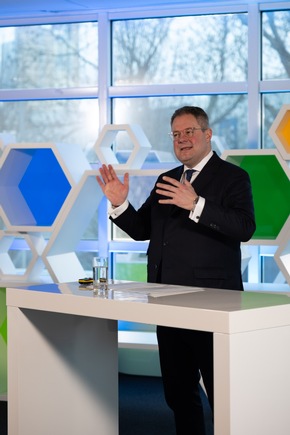 Nicht nur Marktf&uuml;hrer: linexo setzt neue Ma&szlig;st&auml;be f&uuml;r Fahrradversicherung und -leasing