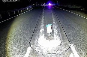 Polizeipräsidium Westpfalz: POL-PPWP: Schild "umgemäht" und abgehauen