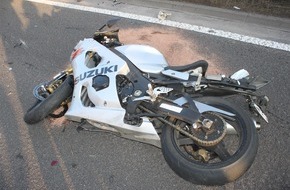 Polizeidirektion Kaiserslautern: POL-PDKL: Unfall mit schwerverletztem Motorradfahrer...
