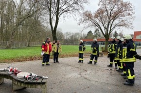 Freiwillige Feuerwehr Kalkar: Feuerwehr Kalkar: Grundausbildung in der Feuerwehr erfolgreich abgeschlossen