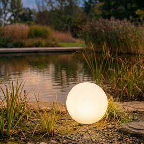 Sundown Glow: Lampenwelt.de pr&auml;sentiert Lichtideen f&uuml;r lange Sommerabende im Garten