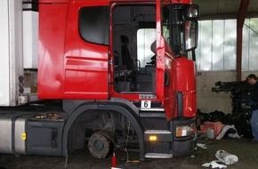 Polizeiinspektion Nienburg / Schaumburg: POL-NI: Ermittlungsgruppe verbucht ersten Erfolg/ Vier PKWs angegangen/ Mofafahrer unter Drogen und Alkoholeinfluß