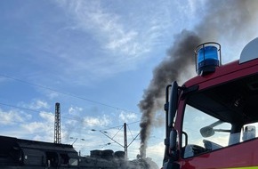 Freiwillige Feuerwehr Lage: FW Lage: Feuer 3/Dachstuhlbrand: Dampflock verursacht Feuerwehreinsatz - 22.10.2022 - 9:51 Uhr