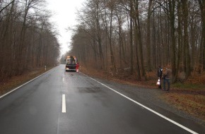 Polizeiinspektion Nienburg / Schaumburg: POL-STH: Verkehrsunfall im Forst Spießingshol
