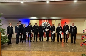 Feuerwehr Kirchhundem : FW-OE: Jahresdienstbesprechung Feuerwehr Kirchhundem /Große Ehrung für Mario Fuhlen/