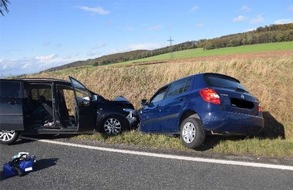 Polizeiinspektion Hildesheim: POL-HI: Verkehrsunfall, 1 Person getötet, 1 Person schwer- und eine weitere leicht verletzt