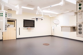 Hochmoderner Krankenhausneubau:  Helios Klinikum Niederberg feierlich eröffnet