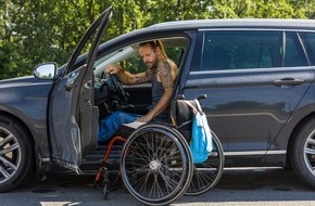 BG BAU Berufsgenossenschaft der Bauwirtschaft: Internationaler Tag der Menschen mit Behinderungen -
Fahrsicherheitstrainings: Sicher im Straßenverkehr mit behindertengerecht umgebauten Fahrzeugen