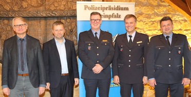 Polizeipräsidium Rheinpfalz: POL-PPRP: Führungswechsel bei der Kriminalinspektion Neustadt, der Polizeiautobahnstation und den Zentralen Verkehrsdiensten
