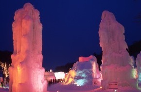 Panta Rhei PR AG: Frostige Schätze: Eintauchen in Japans winterliche Magie