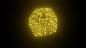 Stage Entertainment GmbH: &bdquo;Golden Port&ldquo; startet am 1. Oktober &ndash; mit spektakul&auml;rer Drohnenshow zum 25. Jubil&auml;um von Disneys DER K&Ouml;NIG DER L&Ouml;WEN