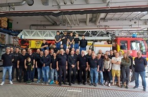 Feuerwehr Offenburg: FW-OG: Pompiers aus Lons-le-Saunier zu Besuch in Offenburg