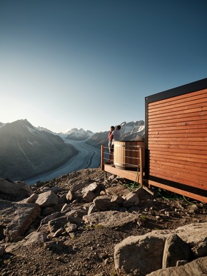 Million Stars Hotel: Ein Cube auf dem Eggishorn und ein Himmelbett am Gletscherrand