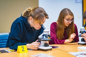 Markgröningen: Krimi-Stimmung und Zukunftsberufe am Helene-Lange-Gymnasium (16.+17.12.)