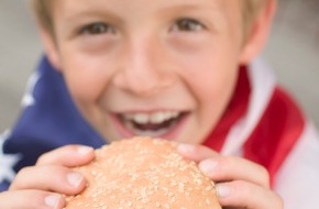 toom Baumarkt GmbH: Ländergrillen / toom Baumarkt gibt Tipps für das etwas andere Grillfest (BILD)