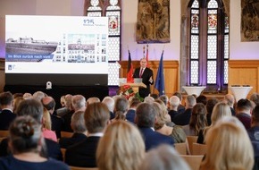 Klinikum Nürnberg: 125 Jahre Klinikum Nürnberg: Großer Festakt im Nürnberger Rathaus
