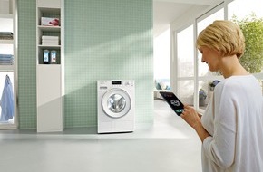 Miele & Cie. KG: IFA 2015: Miele präsentiert das erste vernetzte Dosiersystem der Welt / Wäschepflege: Automatische Meldung und mobile Bestelloption mit "EditionConn@ct"