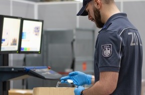 Hauptzollamt Stralsund: HZA-HST: Weihnachten und Black Friday: Wichtige Hinweise des Zolls zu Bestellungen und Geschenken aus dem Ausland