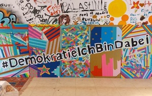 Jugendstiftung Baden-Württemberg: Kampagne #DemokratieIchBinDabei: Für Demokratie einstehen!