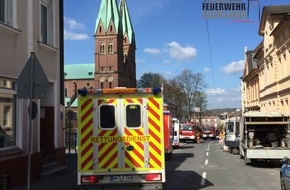 Feuerwehr Iserlohn: FW-MK: Reizgas - 13 Personen verletzt