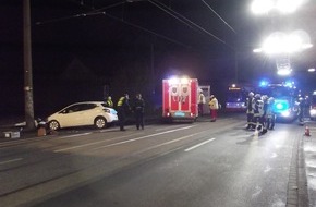 Feuerwehr Dortmund: FW-DO: 23.11.2019 - Verkehrsunfall auf dem Wambeler Hellweg Kleinkind und Eltern bei Verkehrsunfall verletzt