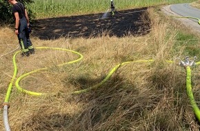 Feuerwehr Schermbeck: FW-Schermbeck: Grasfläche brannte am Drievweg