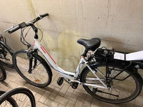 POL-OS: Osnabrück: Fahrradeigentümer gesucht- Polizei bittet um Mithilfe