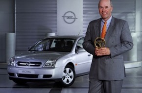 Opel Automobile GmbH: "Goldenes Lenkrad 2002": Begehrte Auto-Trophäe geht nach Rüsselsheim / Das beste Mittelklasse-Auto heißt Opel Vectra