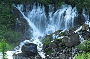 Wandermagazin SCHWEIZ: Wasser, marsch!