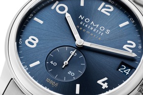 The new NOMOS model Club Sport blue