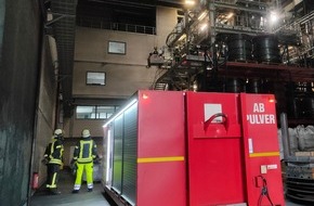 Feuerwehr und Rettungsdienst Bonn: FW-BN: Brand einer Filteranlage in Produktionsstätte