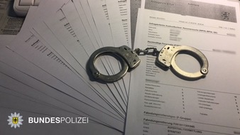 Bundespolizeidirektion München: Bundespolizeidirektion München: Opfer musste ins Gefängnis - 48-Jähriger zur Fahndung ausgeschrieben